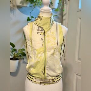 Farm Rio Sleeveless High Neck Zip Top with Striped Belt  – 100% Cotton